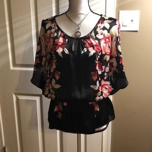 White House Black Market Size Small floral blouse